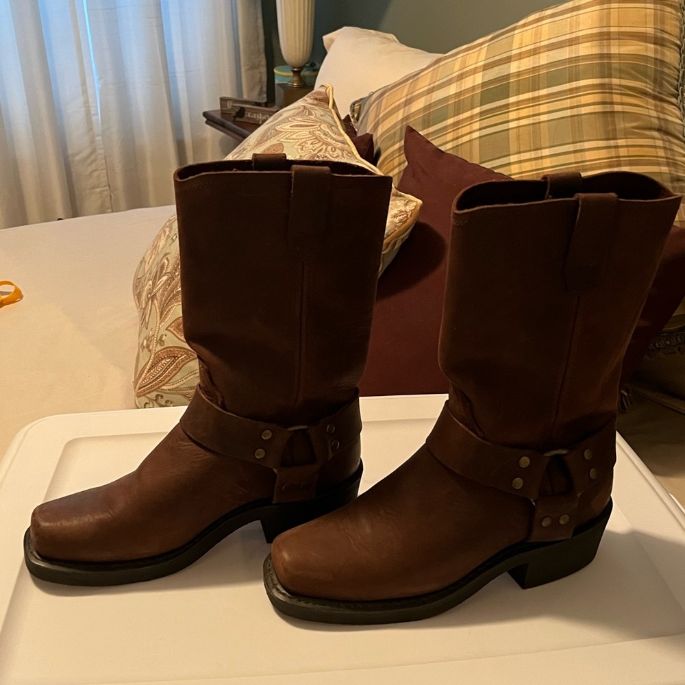 Dingo boots